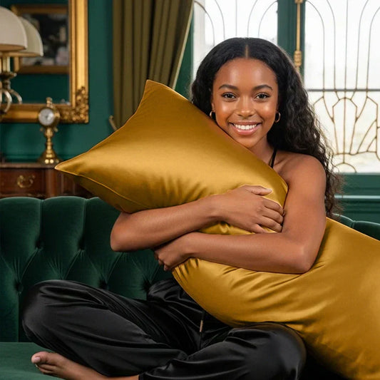 Can a Silk Pillowcases Give You Healthier Hair Overnight?